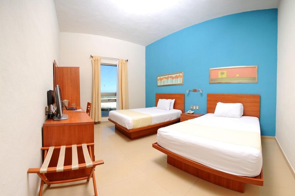 The Magic Hotel Playa del Carmen Buitenkant foto