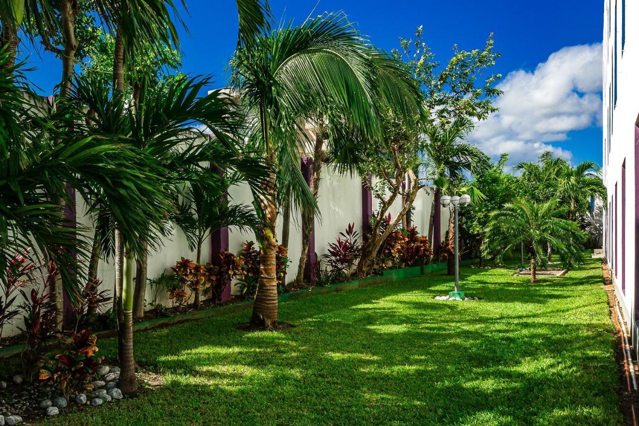 The Magic Hotel Playa del Carmen Buitenkant foto